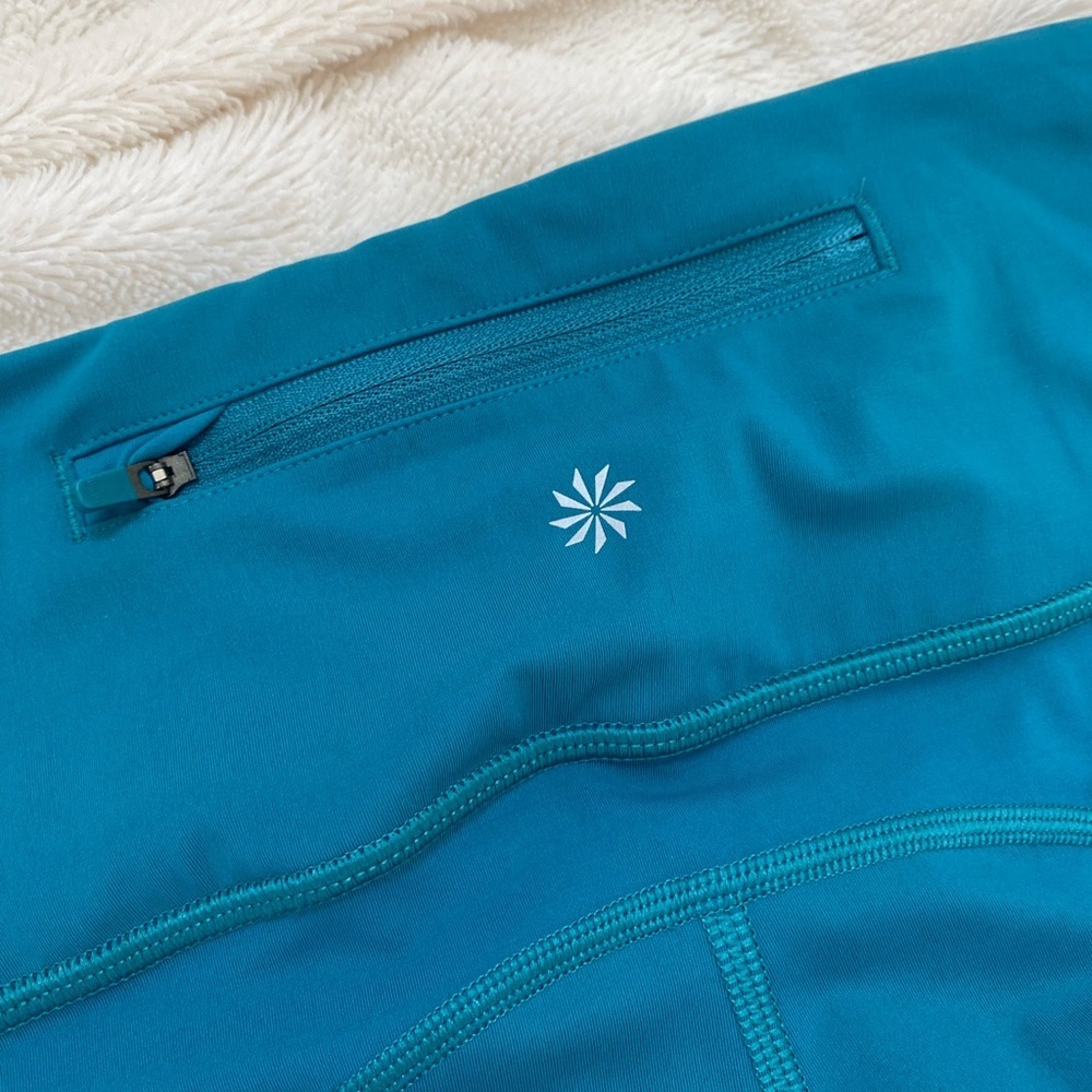 Athleta lighting tight leggings 7/8 teal Sz XS - Picture 7 of 8